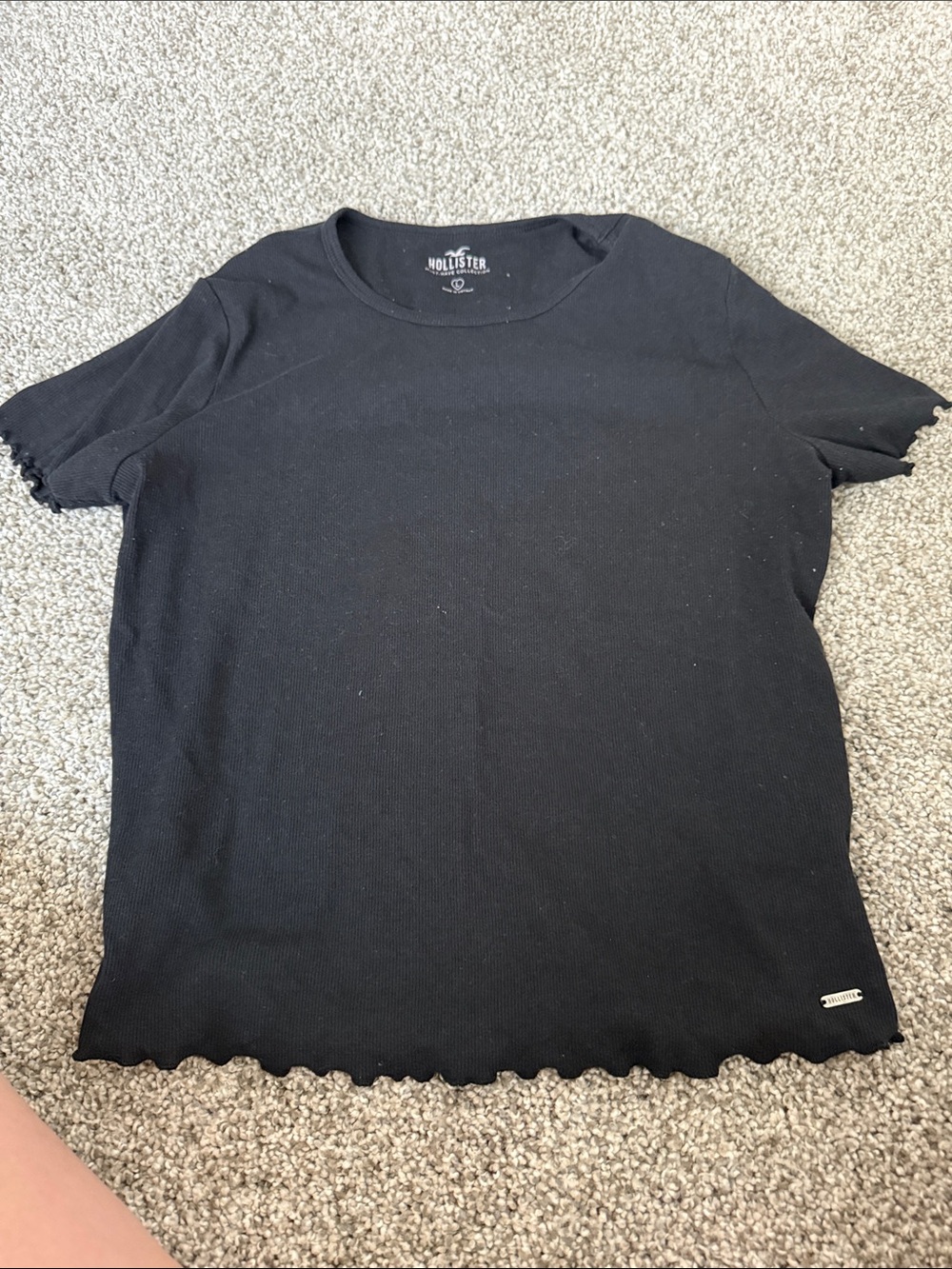 Hollister Black Ribbed Short Sleeve Scallop Tee